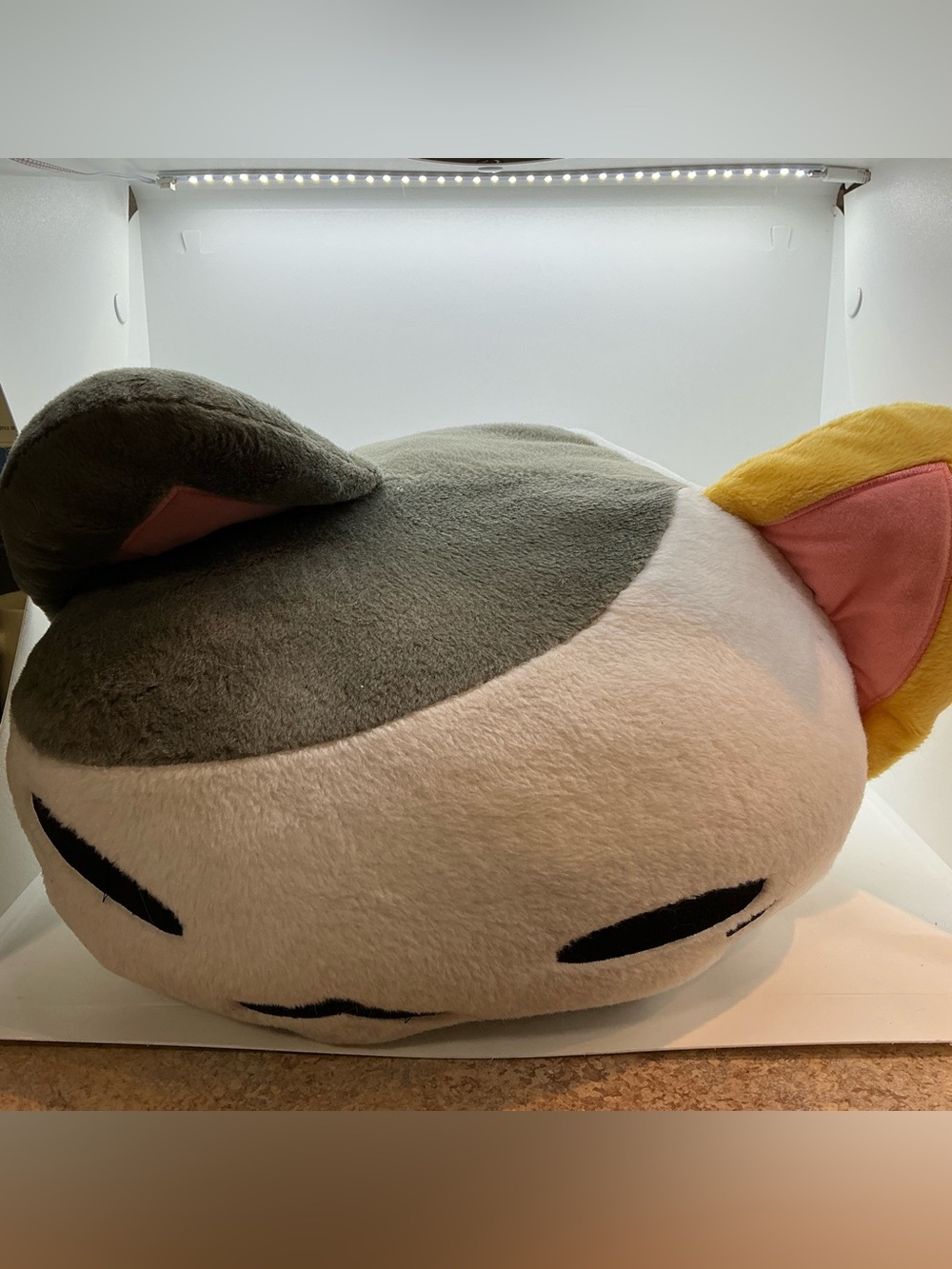 Furyu Nemuneko Large Cat Plush Pillow, White/Gray/Yellow, 2012